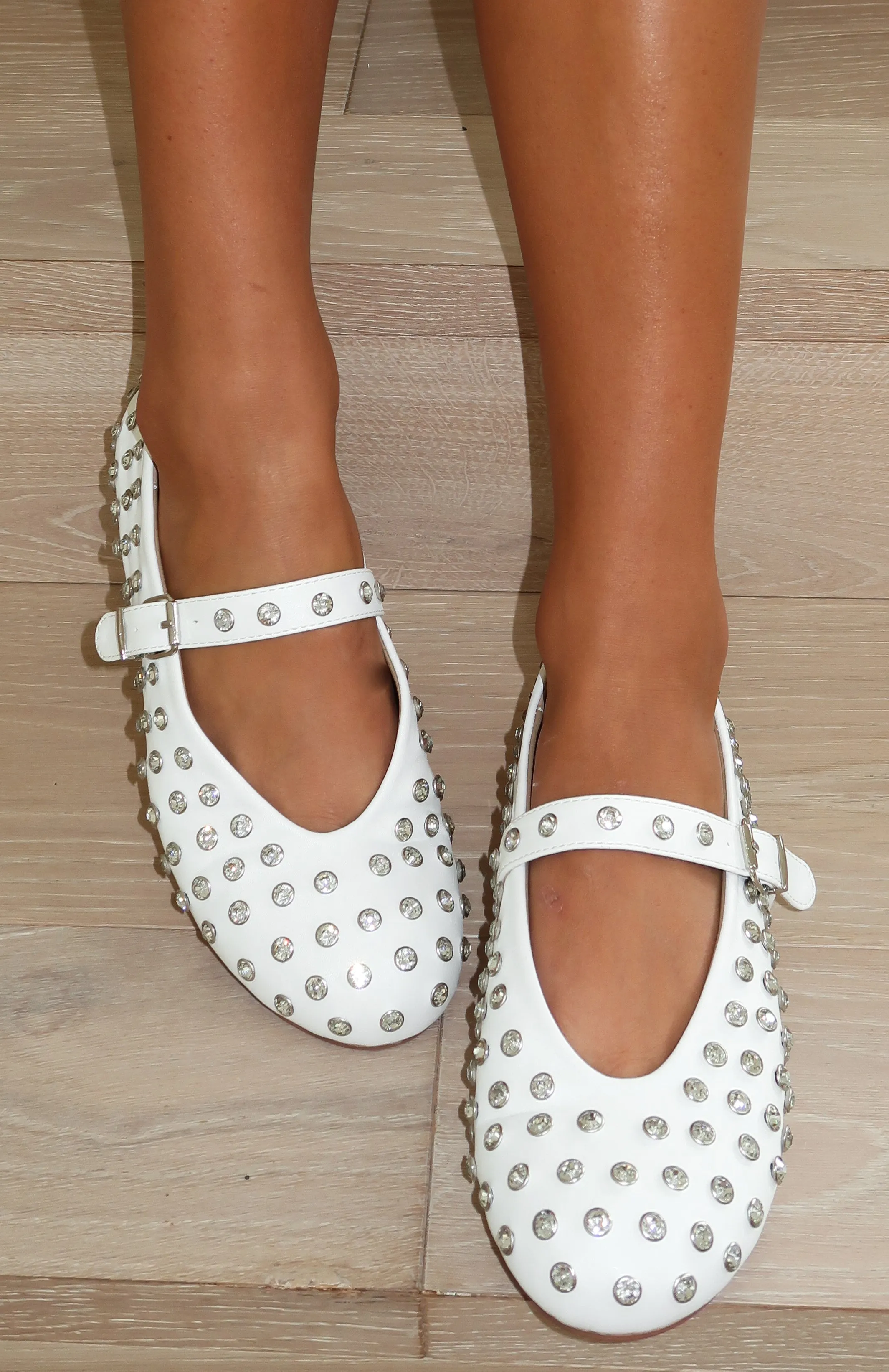 Best Shot Ballet Flats White