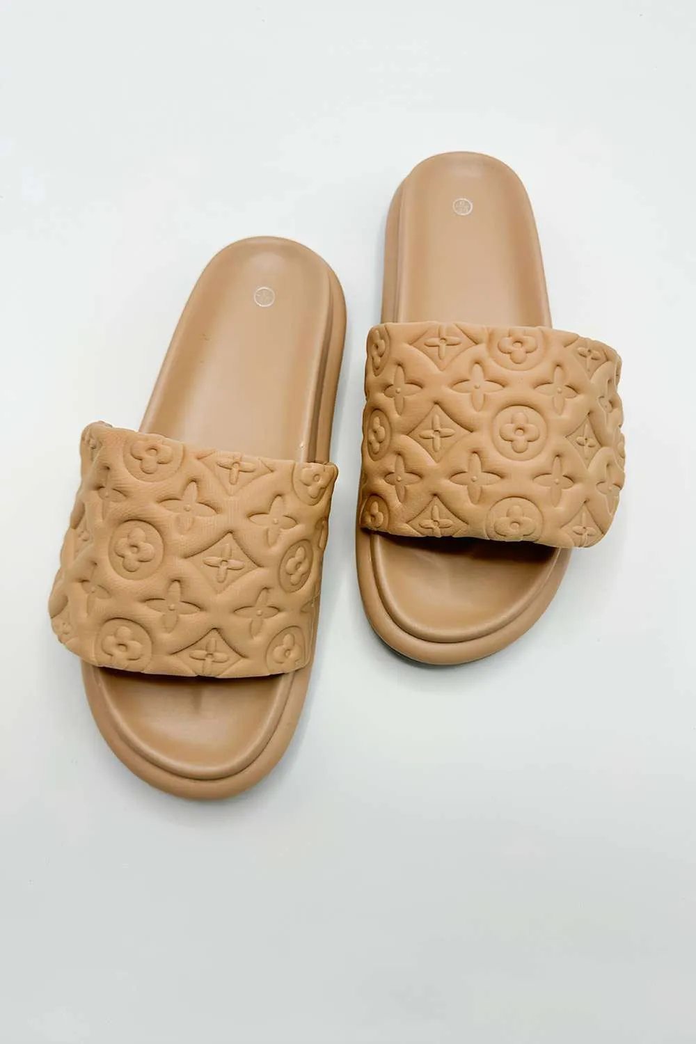 Cornie Patterned Band Sliders in Nude