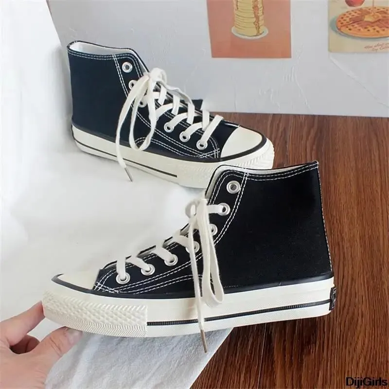 Ladies Canvas Sneakers 36 X1594