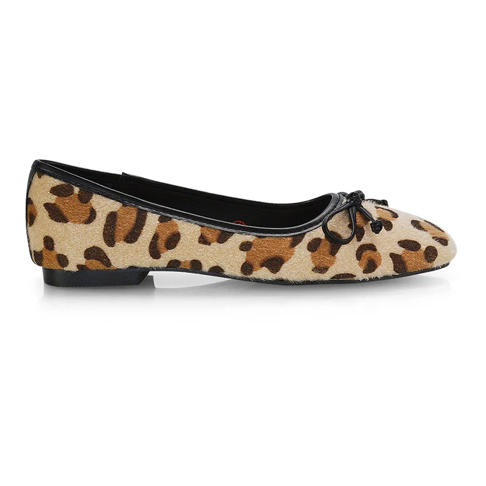 Lizzy Bow Detailing Flat Square Toe Ballerina Pump Shoes in Leopard