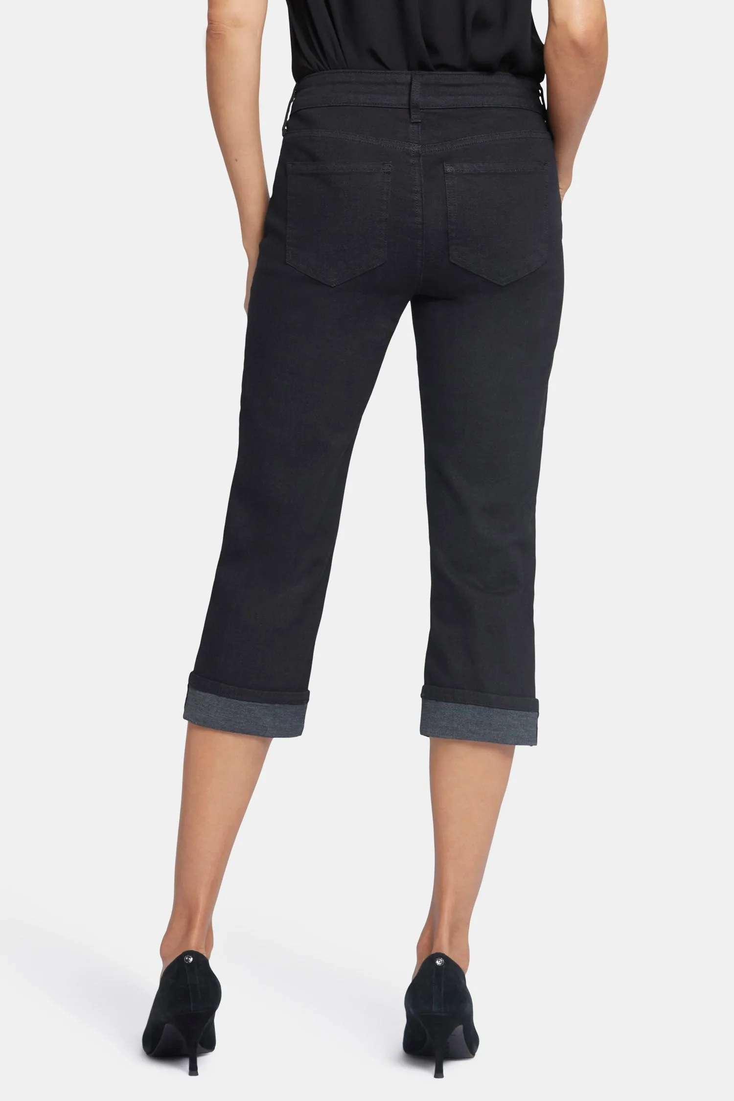 Marilyn Straight Crop Jeans In Petite - Black