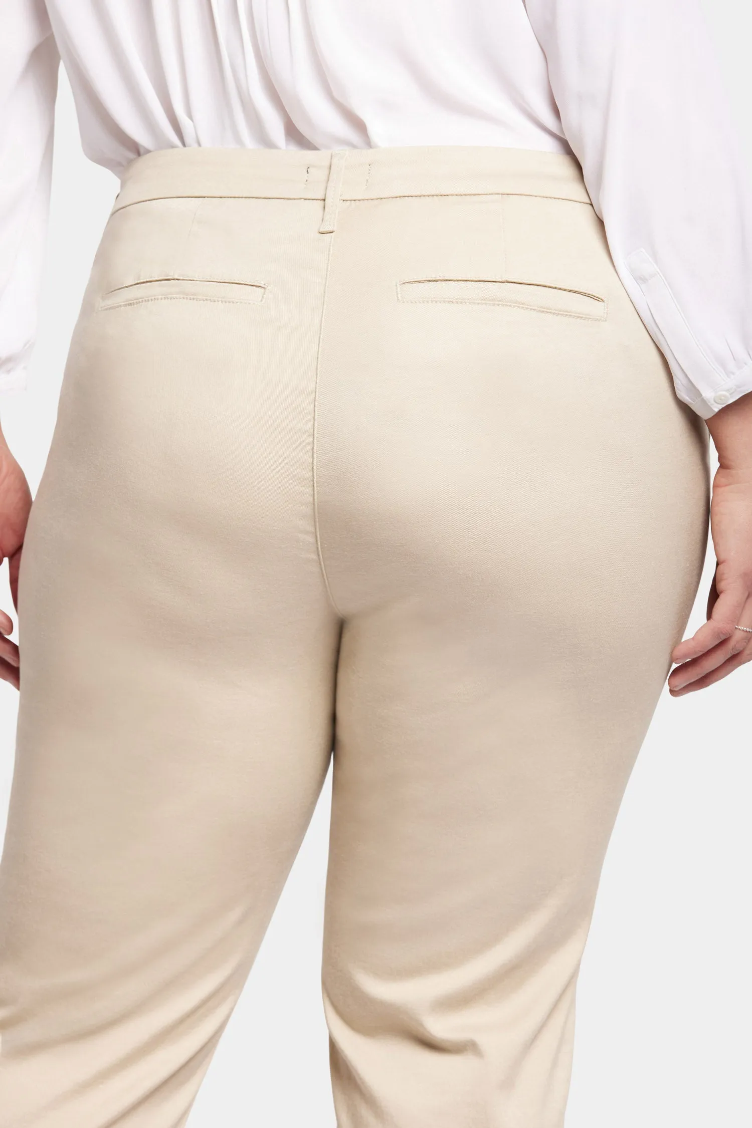 Piper Trouser Pants In Plus Size - Feather